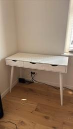 Kinderbureau wit (eventueel met bureaustoel), Huis en Inrichting, Bureaus, Ophalen, Gebruikt, Bureau