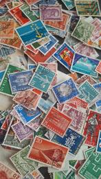 1500 zwitserse postzegels mozt Dringend weg, Timbres & Monnaies, Timbres | Europe | Suisse, Enlèvement ou Envoi