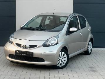 Toyota aygo // gekeurd voor verkoop // zetelverwarming beschikbaar voor biedingen
