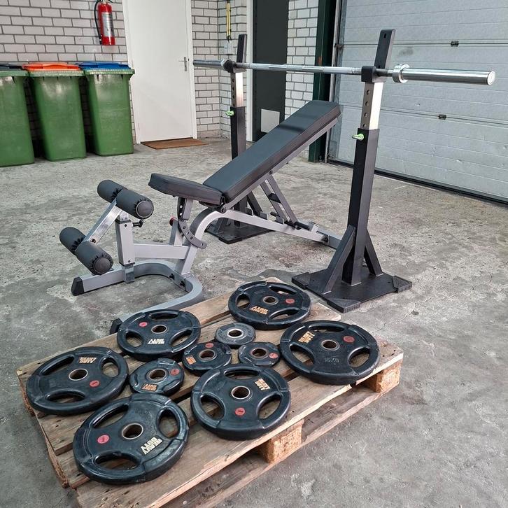 Squat Rack + Verstelbare bankje + Olympische Gewichten Set, Sport en Fitness, Fitnessmaterialen, Zo goed als nieuw, Ophalen