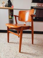 Vintage design stoel, Huis en Inrichting, Stoelen, Ophalen, Zo goed als nieuw