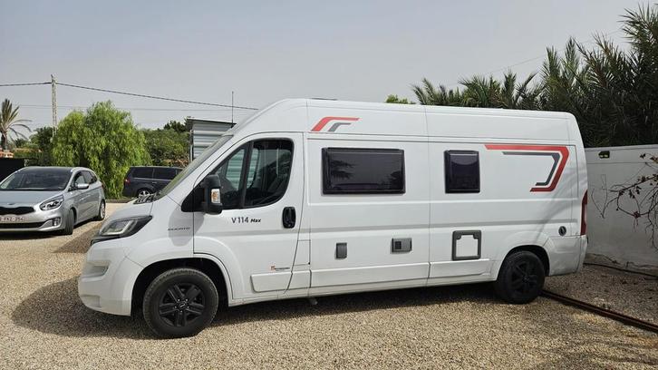 Challenger 4 slaapplaatsen 35000 km, Caravans en Kamperen, Mobilhomes, Bedrijf, tot en met 4, Buscamper of Camperbus, Challenger