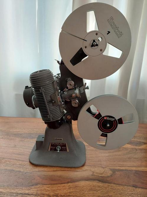 Schitterende vintage Bell&Howell 8mm Film Projector ca. 1930, Collections, Appareils photo & Matériel cinématographique, Projecteur