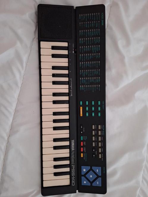 Clavier Yamaha piano Portasound, Muziek en Instrumenten, Synthesizers