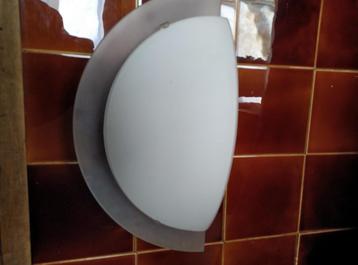 2 wandlampen beschikbaar voor biedingen