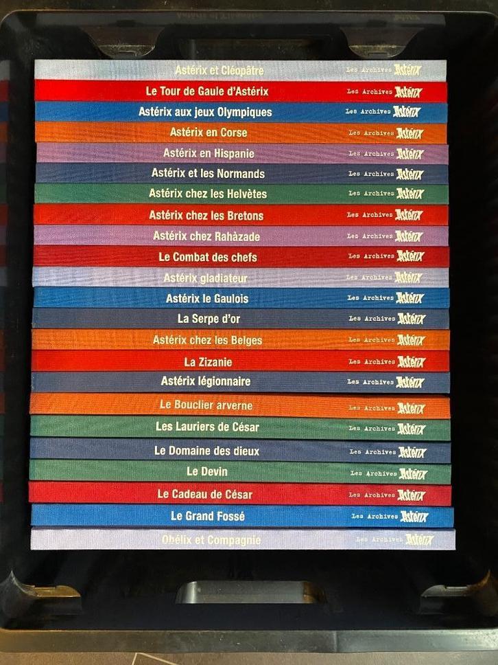 Asterix-strip uit de archieven, Boeken, Stripverhalen, Zo goed als nieuw, Meerdere stripboeken, Ophalen