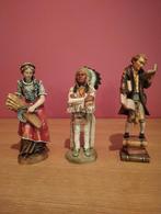 Houten beeldjes, Ophalen, Zo goed als nieuw