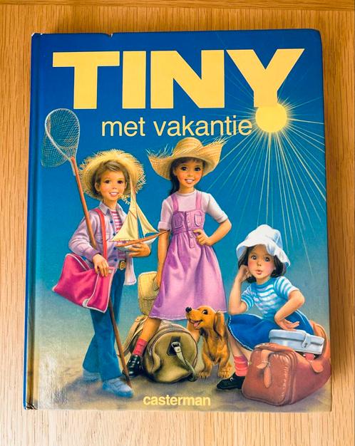 🍄. Tiny met vakantie . Met 8 verhalen ( in TOPSTAAT ), Boeken, Kinderboeken | Jeugd | onder 10 jaar, Zo goed als nieuw, Ophalen of Verzenden