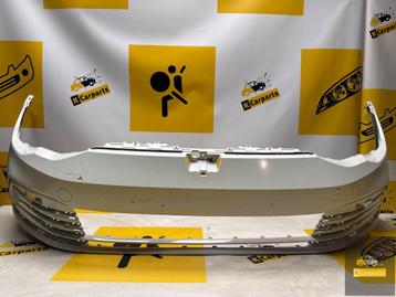 Bumper Volkswagen Golf 8 origineel voorbumper 5H0807221H beschikbaar voor biedingen