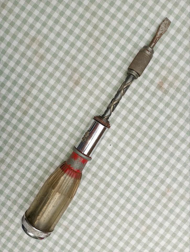 Vintage zelfdraaiende schroevendraaier, Antiek en Kunst, Antiek | Gereedschap en Instrumenten, Ophalen of Verzenden