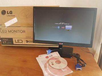 Ecran moniteur monitor LG