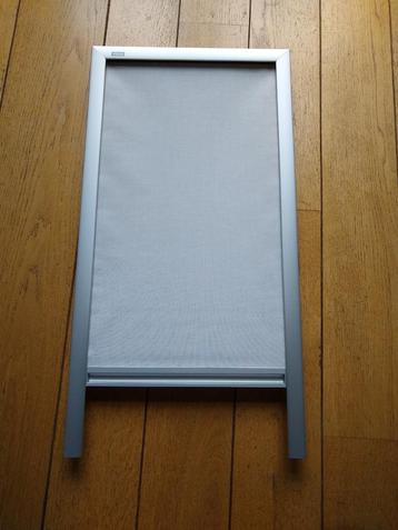 Superbe store Velux GGL6  (55x98 cm) blanc beschikbaar voor biedingen