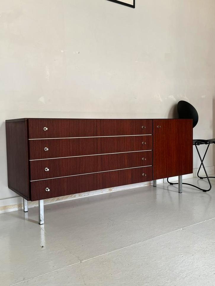 Sideboard door Pieter De Bruyne voor V-Form, jaren 60, Huis en Inrichting, Kasten | Dressoirs, Zo goed als nieuw, Ophalen