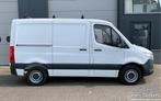 Mercedes-Benz Sprinter 214 L1 H1 MBUX Airco 143PK Dakdragers, Voorwielaandrijving, Stof, Gebruikt, 2000 kg