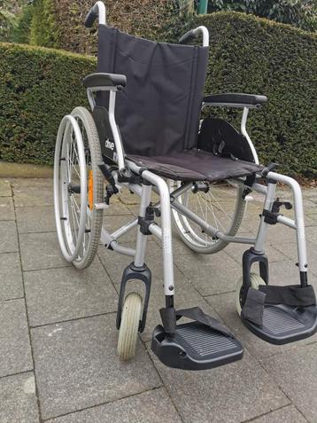 Lichtgewicht rolstoel vermeiren nooit gebruikt 0488826971  beschikbaar voor biedingen