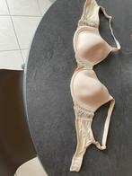 Een BH Triumph eur 85D /Fr100 D, Kleding | Dames, Ophalen of Verzenden, BH