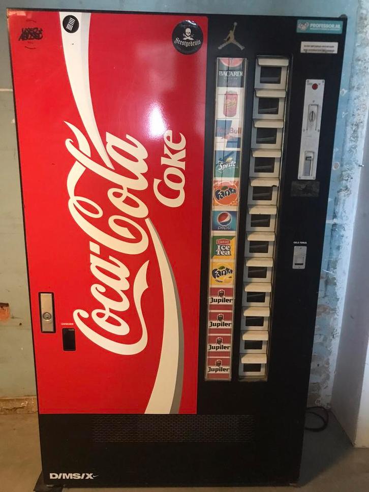 Antieke Vintage Coca Cola blikjes drank automaat., Verzamelen, Automaten | Overige, Gebruikt, Ophalen