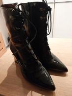 Botte Hispanitas taille 37 à peine portée, Enlèvement