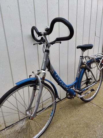 Oxford damesfiets goede staat. beschikbaar voor biedingen