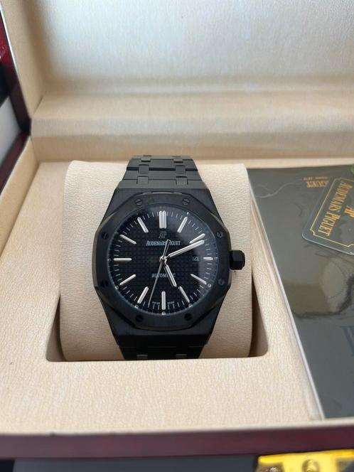 Audemars Piguet Royal Oak Zwart en Zwart Dial Automaat, Handtassen en Accessoires, Horloges | Antiek, Polshorloge, Overige merken