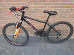 Jongens crossfietsje 24inch, Fietsen en Brommers, Ophalen, B-Twin, Versnellingen, Gebruikt