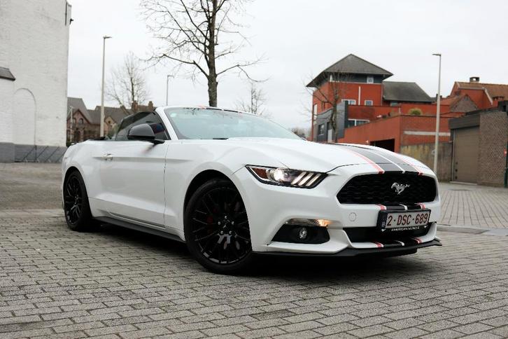Ford Mustang Cabriolet 2.3 EcoBoost — Son V8, Autos, Ford, Particulier, Mustang, Caméra de recul, Airbags, Air conditionné, Alarme