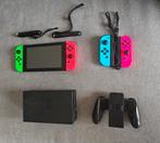 Nintendo Switch + Dock + 4 controllers, Games en Spelcomputers, Spelcomputers | Nintendo Switch, Ophalen, Gebruikt, Met 3 controllers of meer