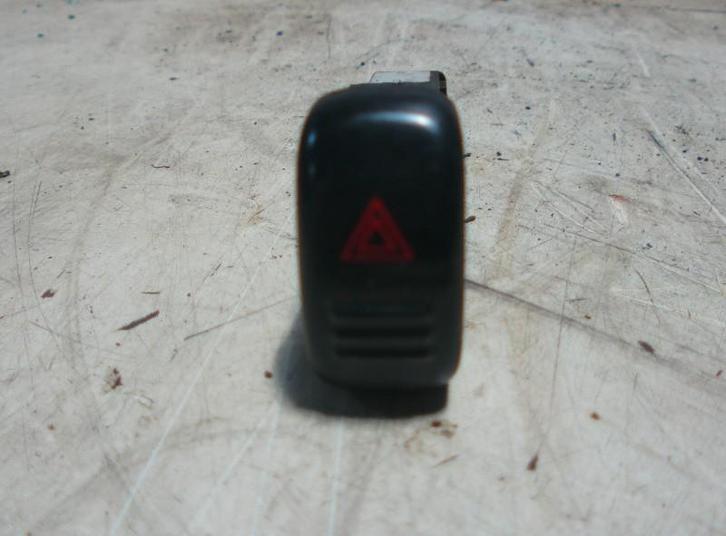 ALARMLICHTEN SCHAKELAAR Opel Frontera (6B) (01-1998/07-2004), Auto-onderdelen, Dashboard en Schakelaars, Opel, Gebruikt