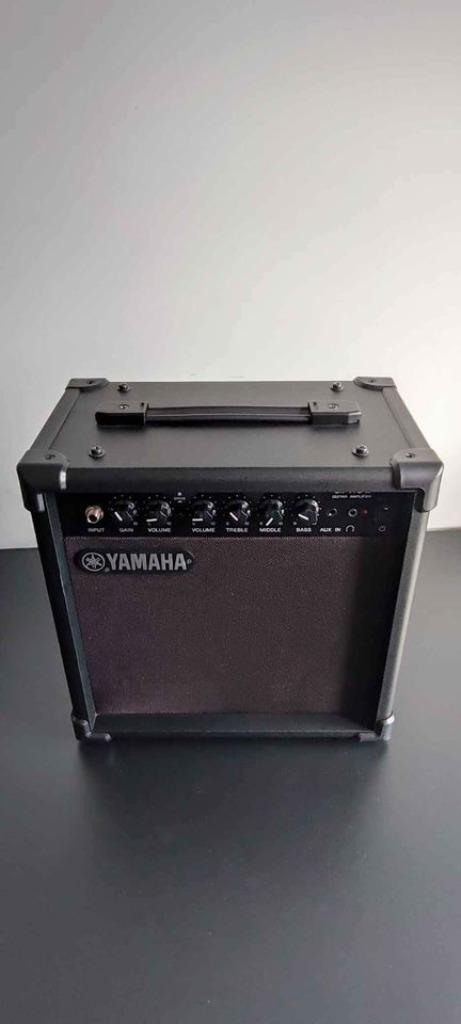 Yamaha GA15II Amplificateur de guitare, Muziek en Instrumenten, Versterkers | Bas en Gitaar, Zo goed als nieuw, Gitaar, Minder dan 50 watt