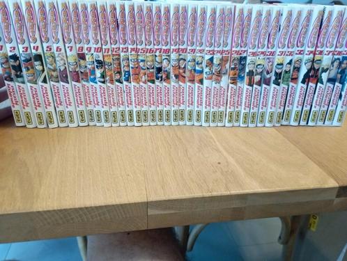 Lot de 39 tomes de mangas Naruto, Boeken, Overige Boeken, Zo goed als nieuw