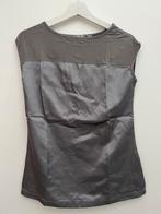 Satijnen bloesje maat M van D Auvry, Kleding | Dames, Ophalen of Verzenden, Nieuw, Maat 38/40 (M), Grijs