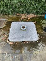 Parasolvoet graniet, Ophalen, Gebruikt, Parasolvoet