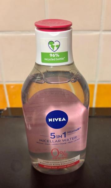 Eau Micellaire Nivea 5 en 1 – Peau Sèche – 400 ml – Neuf beschikbaar voor biedingen