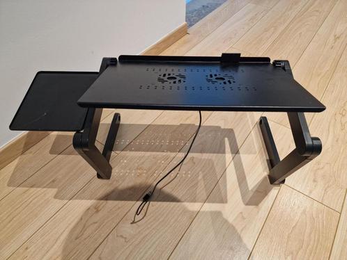 verstelbare laptopstandaard, Computers en Software, Laptopstandaarden, Zo goed als nieuw, In hoogte verstelbaar, Ophalen