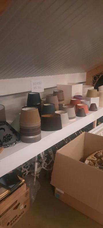 Groot lot lampekappen tot diameter 50cm  beschikbaar voor biedingen