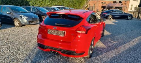 Originele ford.focus ST 2.0 TDCi 185pk euro 6b, Auto's, Ford, Particulier, Focus, Apple Carplay, Stof, Ophalen