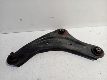 DRAAGARM LINKS VOOR Nissan Pulsar (C13) (01-2013/-) beschikbaar voor biedingen