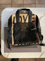 Rugzak desigual, Handtassen en Accessoires, Tassen | Rugtassen, 25 tot 40 cm, Nieuw, Trekking, Ophalen