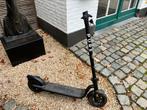 Elektrische Step, Fietsen en Brommers, Steps, Ophalen, Gebruikt, Elektrische step (E-scooter), Pure