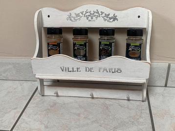 ÉTAGÈRE A ÉPICES CHABBY beschikbaar voor biedingen