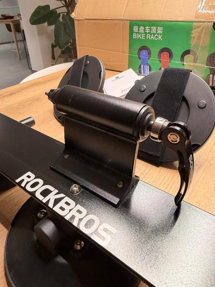 RockBros Zuignap Fietsendrager voor 3 fietsen, Autos : Divers, Porte-vélos, Comme neuf, Galerie de toit, 3 vélos ou plus, Pneus larges