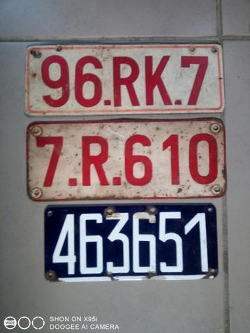 lot de plaques moto voiture (2émaillées) beschikbaar voor biedingen