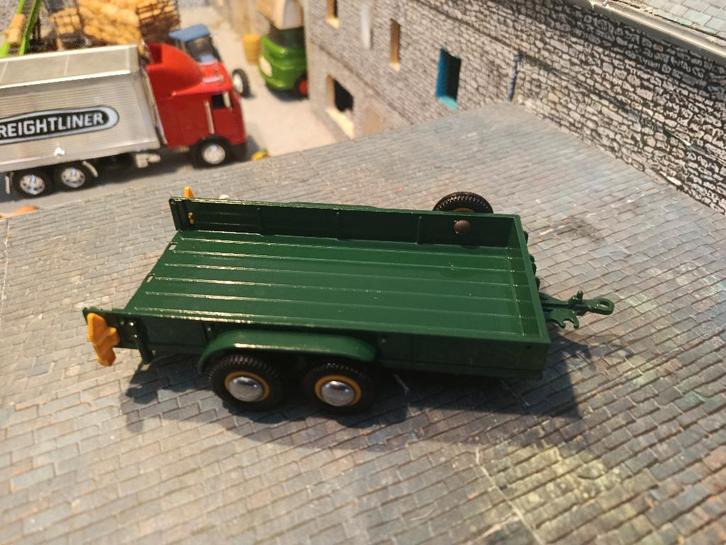 Remorque basse verte Britains de 1981, Hobby & Loisirs créatifs, Voitures miniatures | 1:32, Utilisé, Tracteur et Agriculture