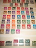 4 albums Nederlandse postzegels   ook zeer oude, Postzegels en Munten, Postzegels | Volle albums en Verzamelingen, Ophalen of Verzenden
