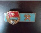 Vintage Hongaarse militaire mechanici / socialist badge, Verzamelen, Ophalen of Verzenden
