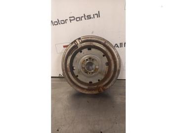 Volant moteur d'un Volkswagen Touran, Enlèvement ou Envoi, 3 mois de garantie, Utilisé, Volkswagen