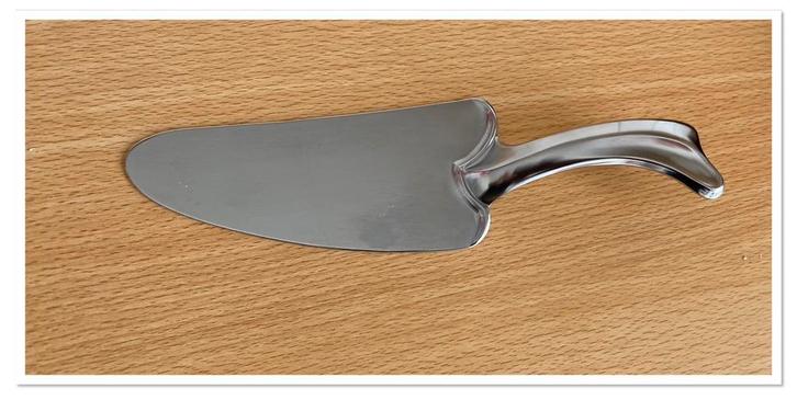 🍄. Taartschep  ( Inox ). Vintage in TOPSTAAT, Huis en Inrichting, Keuken | Servies, Zo goed als nieuw, Ophalen of Verzenden