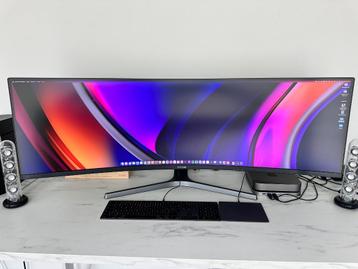 Samsung 49" ultra wide monitor met Apple mini 2Ghz, Computers en Software, Ophalen, HDD en SSD, 2 tot 3 Ghz, 8 GB