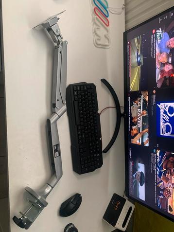 Startech monitor arm zo goed als nieuw beschikbaar voor biedingen