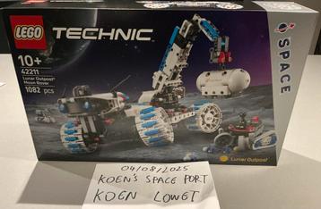 Lego Technic Lunar Outpost Maanrover Ruimtevoertuig beschikbaar voor biedingen